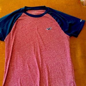 Hollister dressy  tshirt